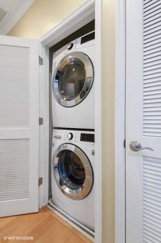 2472 Foster Ave, Chicago IL  60625-6962 exterior