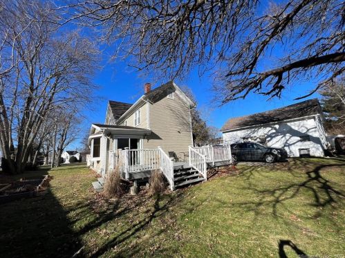 294 Broad St, Killingly CT 06239-3604 exterior