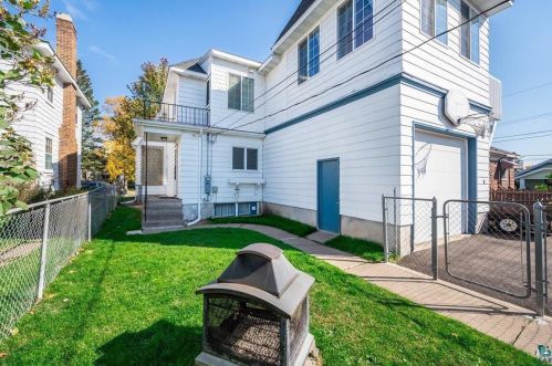 1303 20 Ave, Duluth MN 55806-2021 exterior