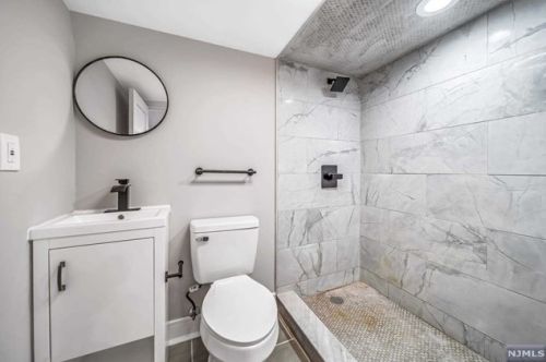 356 New Milford Ave, Dumont NJ 07628-2147 exterior