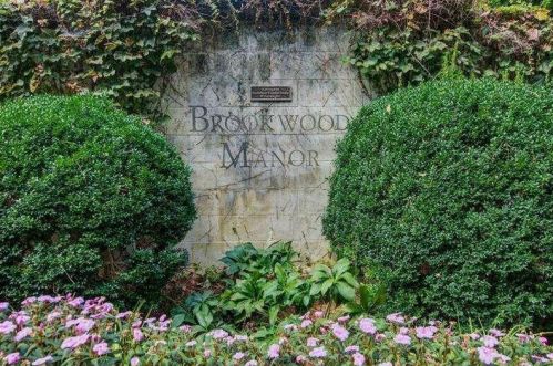 700 Brookwoods Trce, Atlanta GA 30342-2473 exterior