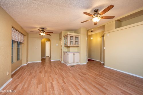 6065 Oakmont Dr, Chandler AZ  85249-4013 exterior