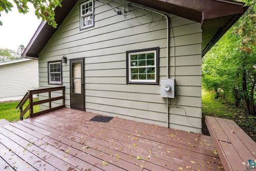 4919 Dodge St, Duluth, MN 55804-2432