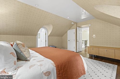 3005 45th St, Washington DC 20016-3528 exterior