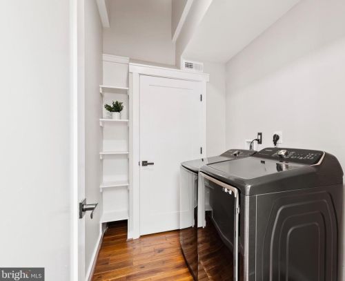 2216 30th St, Washington DC  20020-3369 exterior