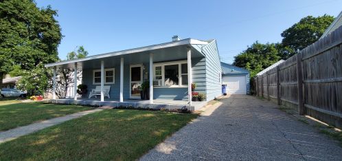 1259 Hollywood St, Grand Rapids, MI 49505-3839