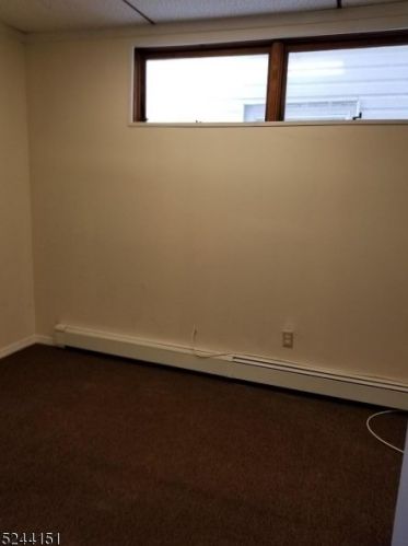 276 6 St, Paterson NJ 07508-2121 exterior