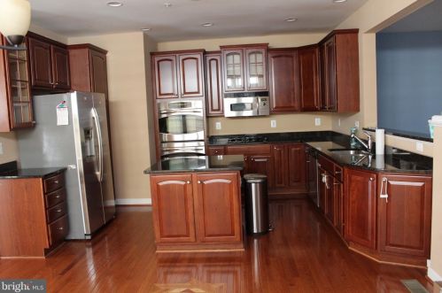 1608 Regent Manor Ct, Silver Spring MD  20904-2270 exterior