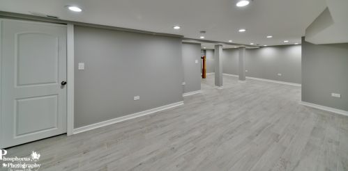 2714 76 Pl, Chicago IL 60619-2711 exterior