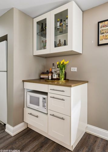 6127 Austin Ave, Chicago IL  60638-4319 exterior