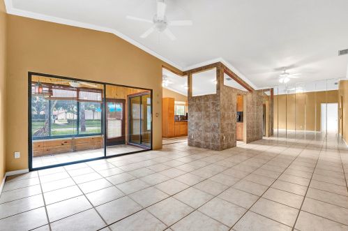 11 Islington Pl, Boynton Beach FL 33426-7756 exterior