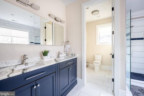 1270 Lawrence St, Washington DC  20017-4027 exterior