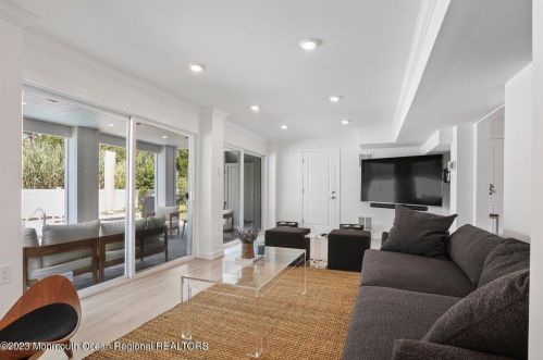 382 Western Ave, Point Pleasant Beach NJ exterior