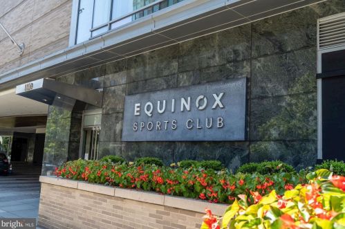 1155 23rd St, Washington DC  20037-3301 exterior