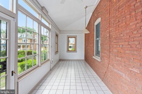 390 Franklin St, Pottstown PA  19464-5369 exterior