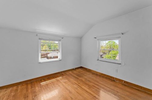 1206 Cir Dr, Pittsburgh PA 15221-4502 exterior