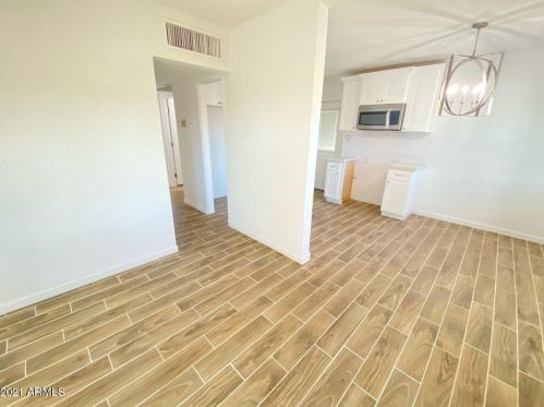 2802 Cavalier Dr, Phoenix AZ  85017-1726 exterior