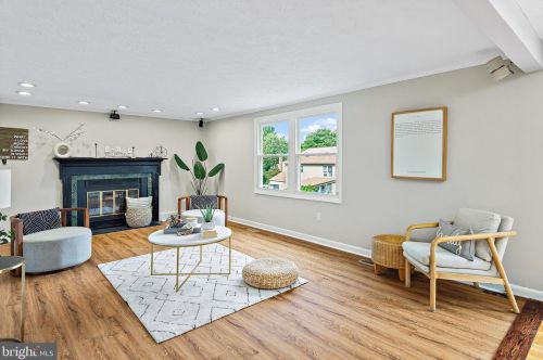 7725 Epsilon Dr, Rockville MD 20855-2546 exterior