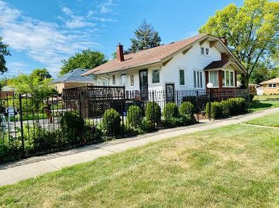 2501 12 Ave, Broadview IL 60153-1405 exterior