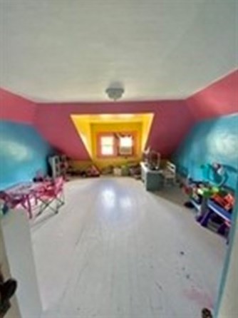 109 Lyons St, Springfield MA 01151-1610 exterior