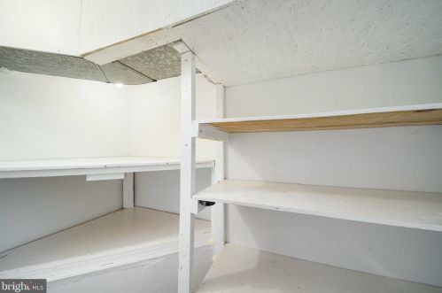 3646 9 St, Philadelphia PA 19140-4319 exterior