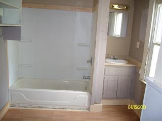 1117 Division St, Springfield MO  65803-1711 exterior