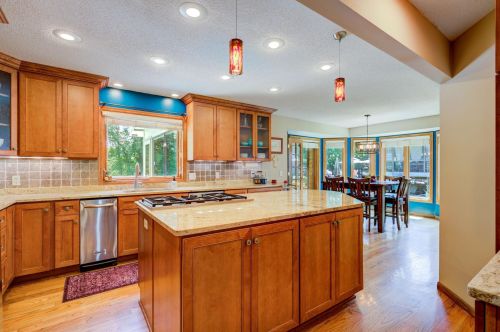 12830 Foliage Ave, Saint Paul, MN 55124-5340