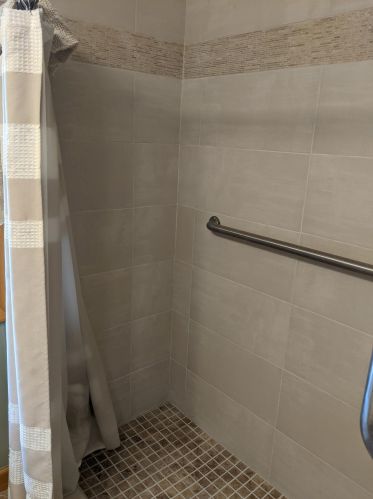 2161 Blodgett St, Meskegon MI 49441-1514 exterior