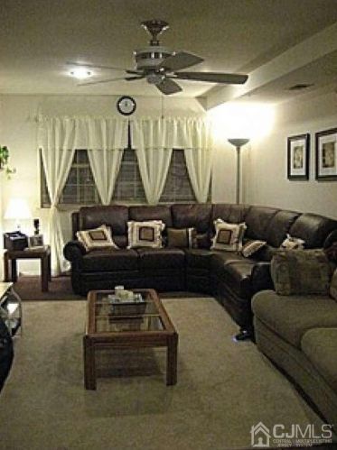 366 College Dr, Edison NJ  08817-5927 exterior