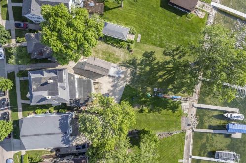 1024 Sherman Ave, Madison WI  53704-4233 exterior