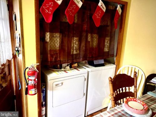 164 Bacon St, Primrose PA 17901-3904 exterior