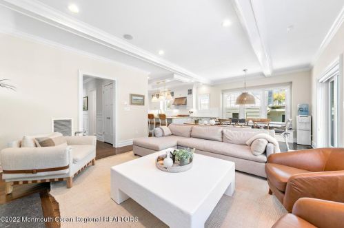 33 Park Ave, Locust NJ  07760-1523 exterior