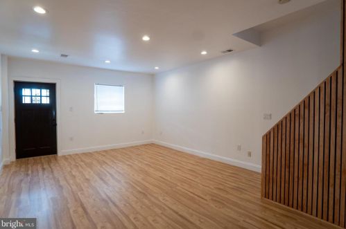 1642 2nd St, Philadelphia PA  19122-1338 exterior