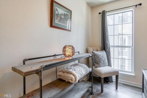 329 Granville Ct, Atlanta GA  30328-3434 exterior