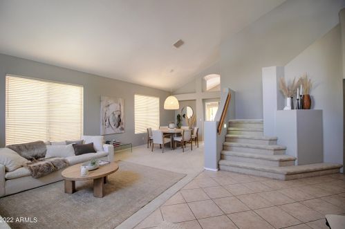 14264 12th St, Phoenix AZ  85022-4403 exterior