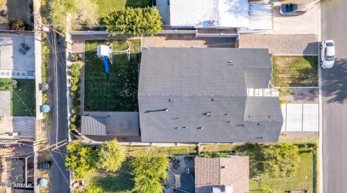 4239 42nd St, Phoenix AZ  85018-4207 exterior