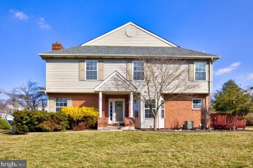 123 Regal Ct, Limerick, PA 19468-3406