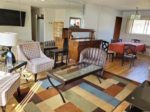 847 Edwards Blvd, Valley Stream, NY 11580-1320