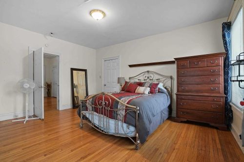 54 Clinton St, Poughkeepsie NY 12601-2522 exterior