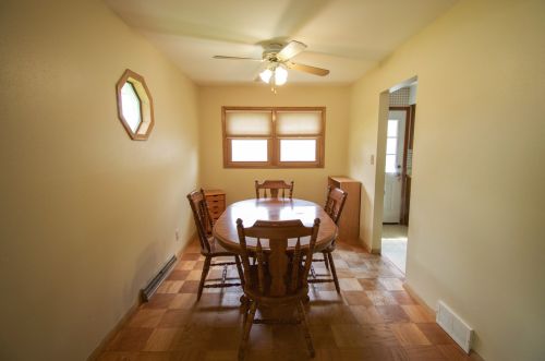 201 Margaret St, Joliet IL 60436-1318 exterior