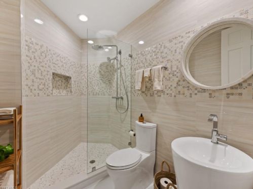 242 Colonade Cir, Naples FL 34103-8732 exterior