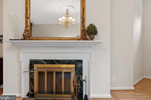 2731 Dumbarton St, Washington DC 20007-3336 exterior