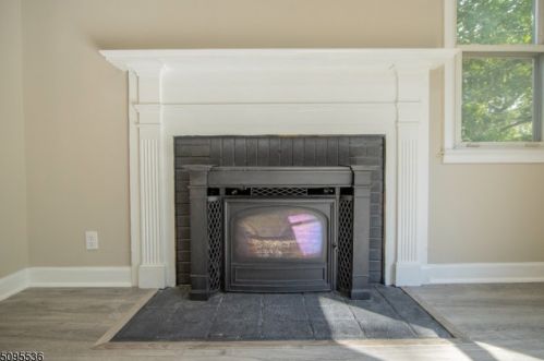 451 River Rd, Rahway NJ  07065-4203 exterior