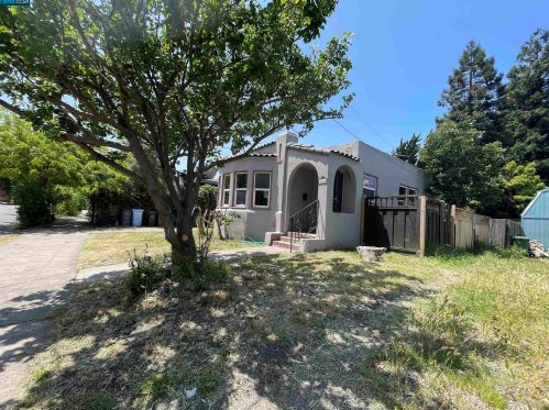 1208 Evelyn, Berkeley CA 94706-1311 exterior