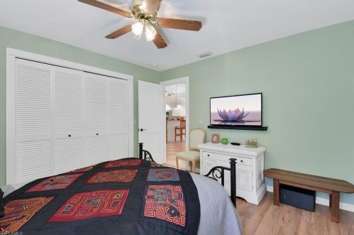 3380 3 Ave, Naples FL 34117-3019 exterior