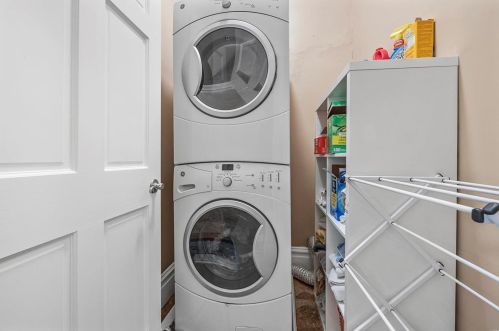 4046 Flad Ave, Saint Louis MO 63110-3925 exterior