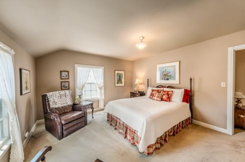 2611 Pasadena Blvd, Milwaukee WI 53226-1950 exterior