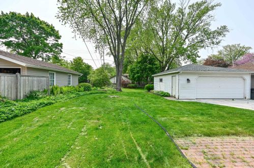 8001 Stickney Ave, Milwaukee WI 53213-1644 exterior