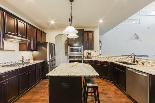 5415 Little Creek Ct, Fulshear TX 77441-1491 exterior