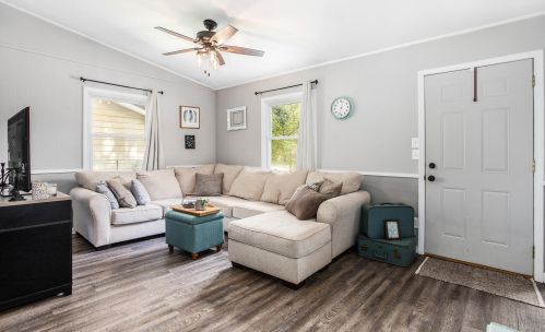 2519 Cimarron Dr, Kalamazoo, MI 49004-1031